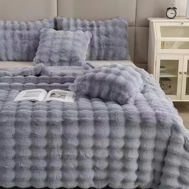 Faux Fur Throw Blanket