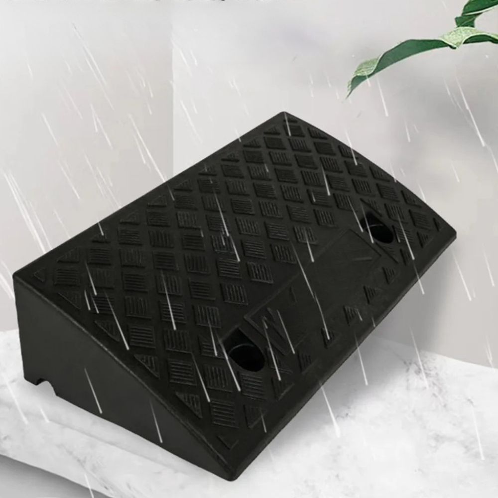 Portable Curb Ramp Driveway Sidewalk Access Solution