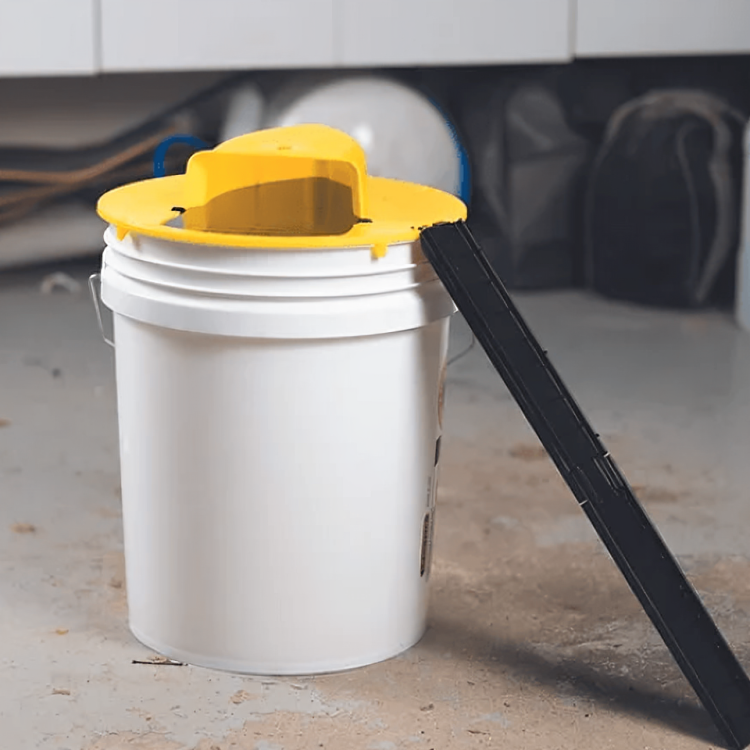 Automatic Mouse Trap Flip Trap