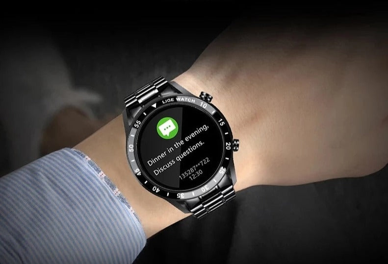 Circular Multi-functional Smartwatch with Features